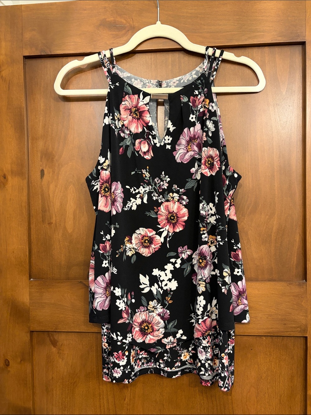 White House Black Market Tiered Sleeveless Top